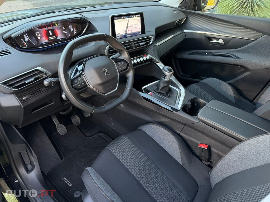 Peugeot 3008 1.5 BlueHDi Active