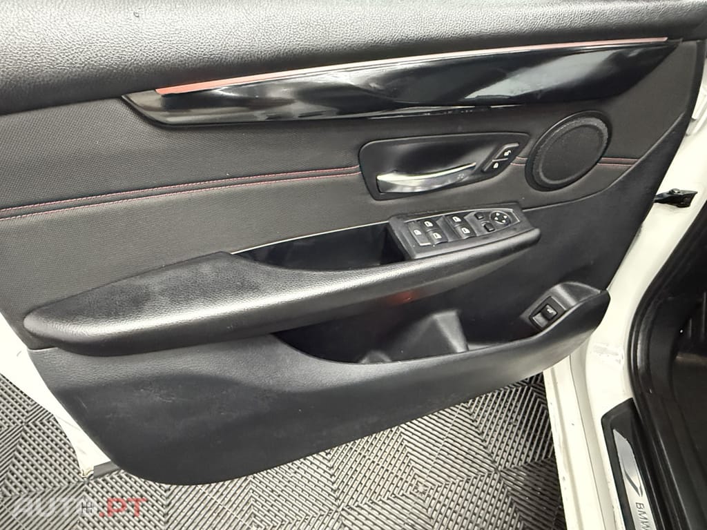 BMW 216 d Line Sport