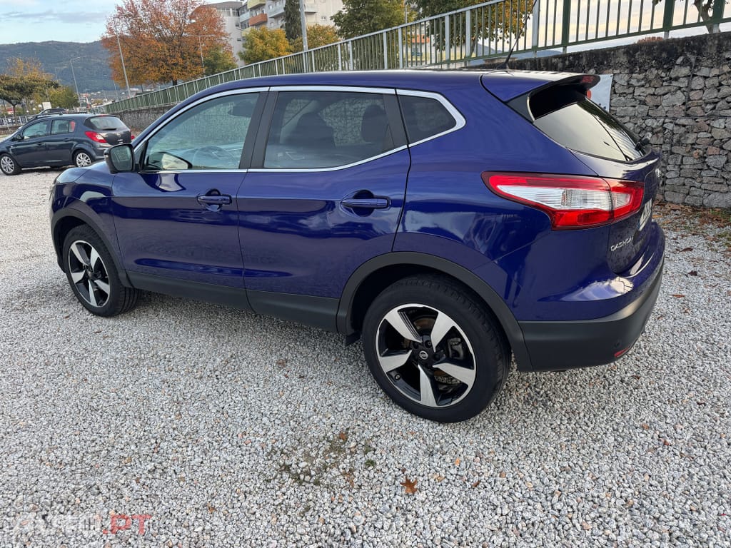 Nissan Qashqai 1.2 DIG-T N-Connecta 18