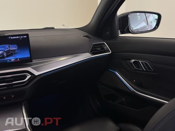 BMW 330 e Pack M Auto — fotografia 21