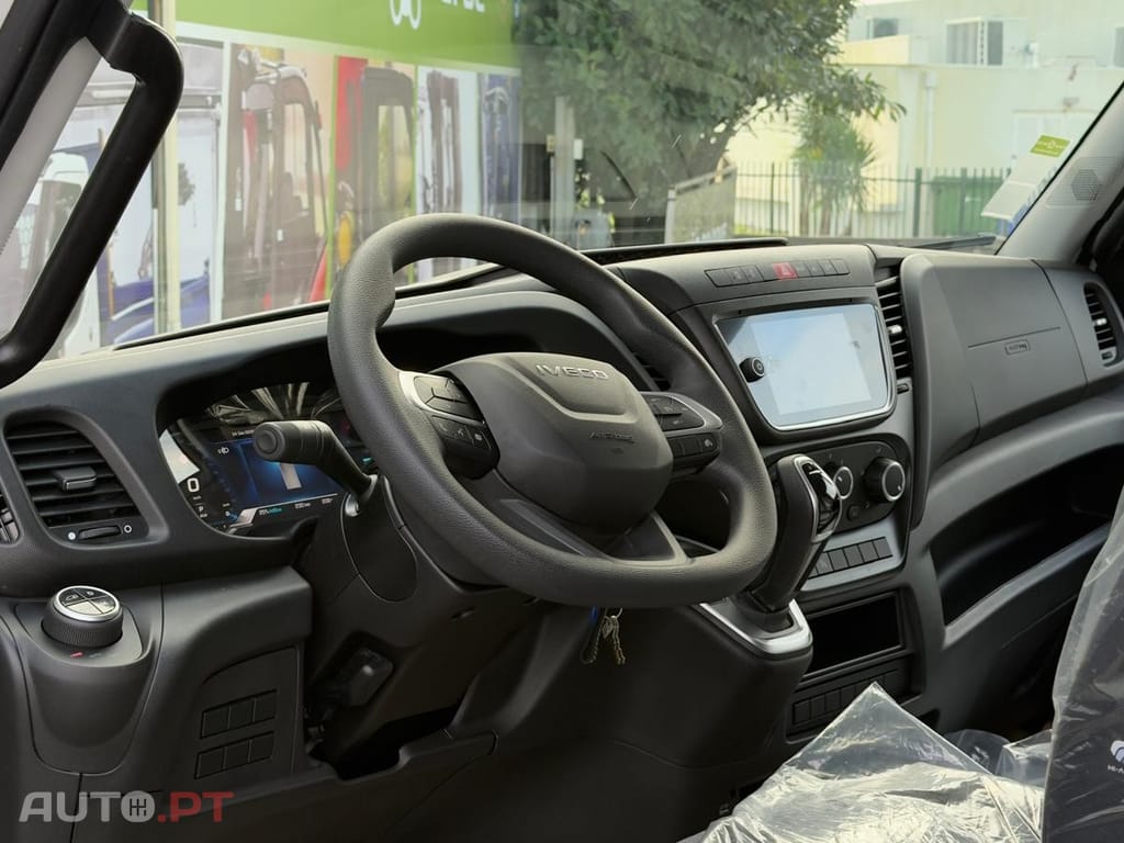 Iveco Daily PLATAFORMA 1000 KG