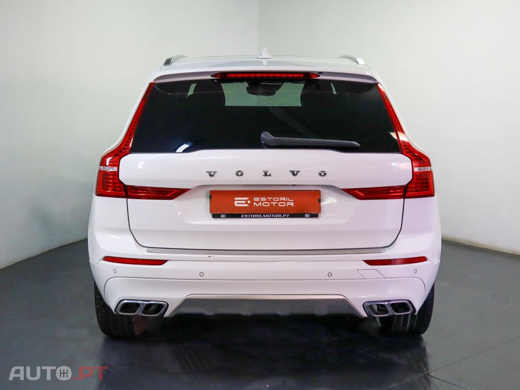 Volvo XC60 2.0 T8 Phev R-Design 