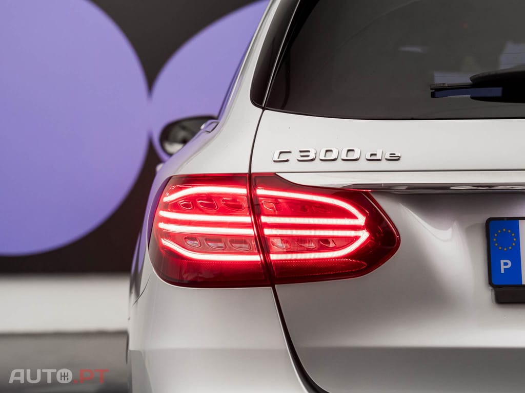 Mercedes-Benz C 300 de AMG Line