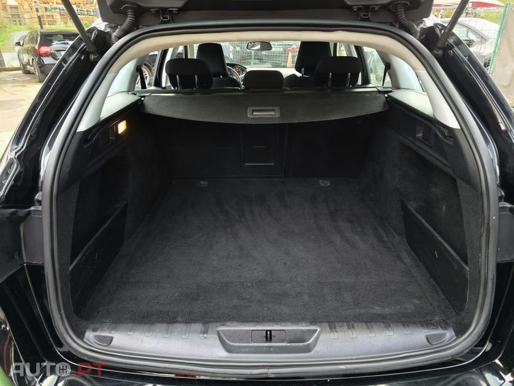 Peugeot 308 SW 1.6 BlueHDi Allure EAT6