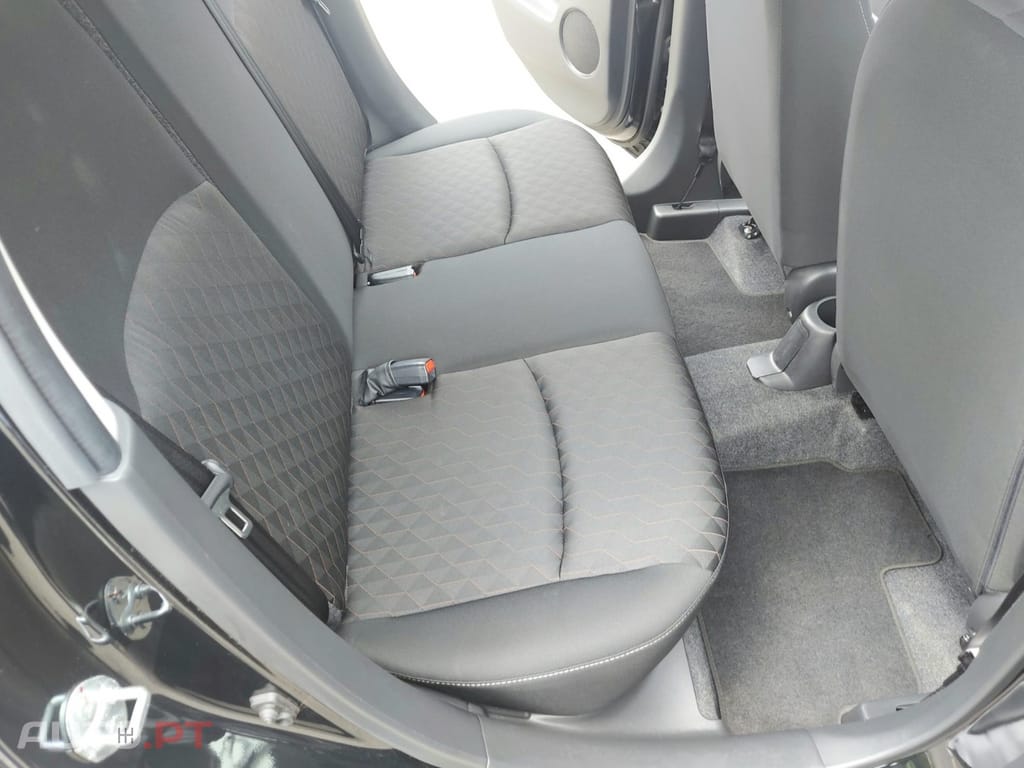 Mitsubishi Space Star 1.2 Intense — fotografia 26
