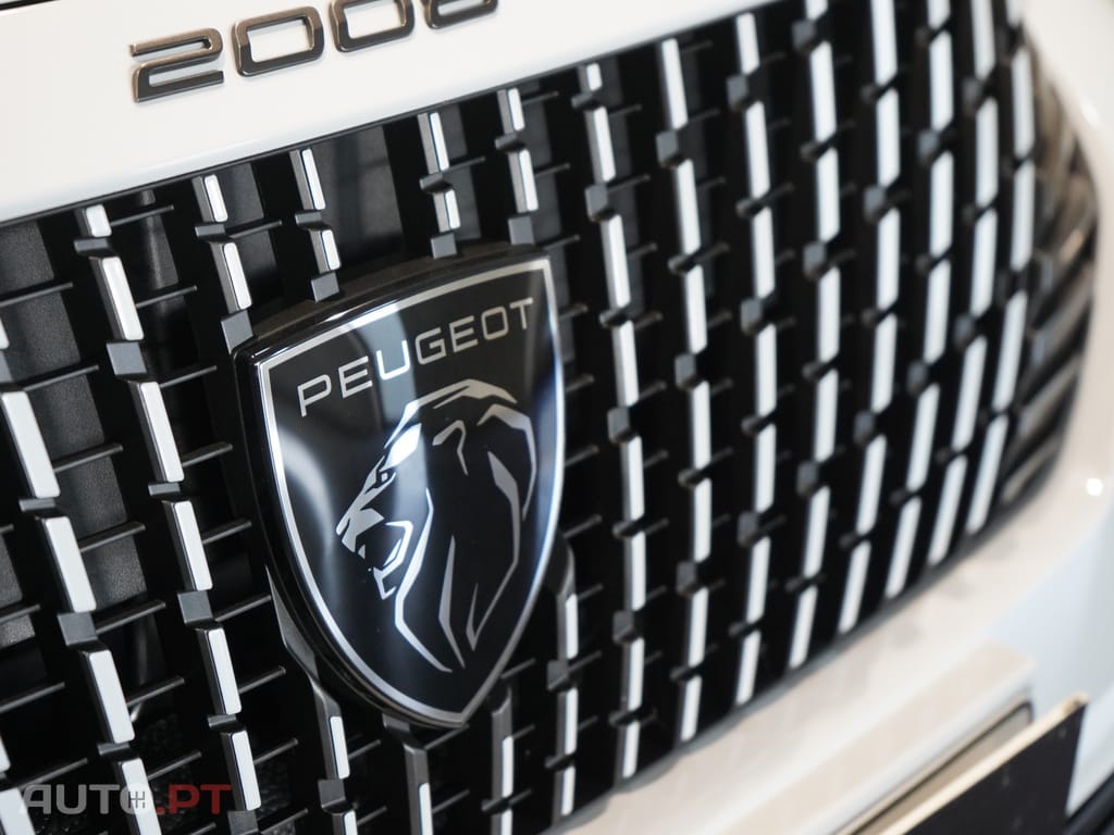 Peugeot 2008 1.2 PureTech Allure