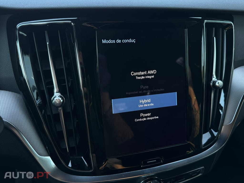 Volvo V60 2.0 T6 AWD TE R-Design