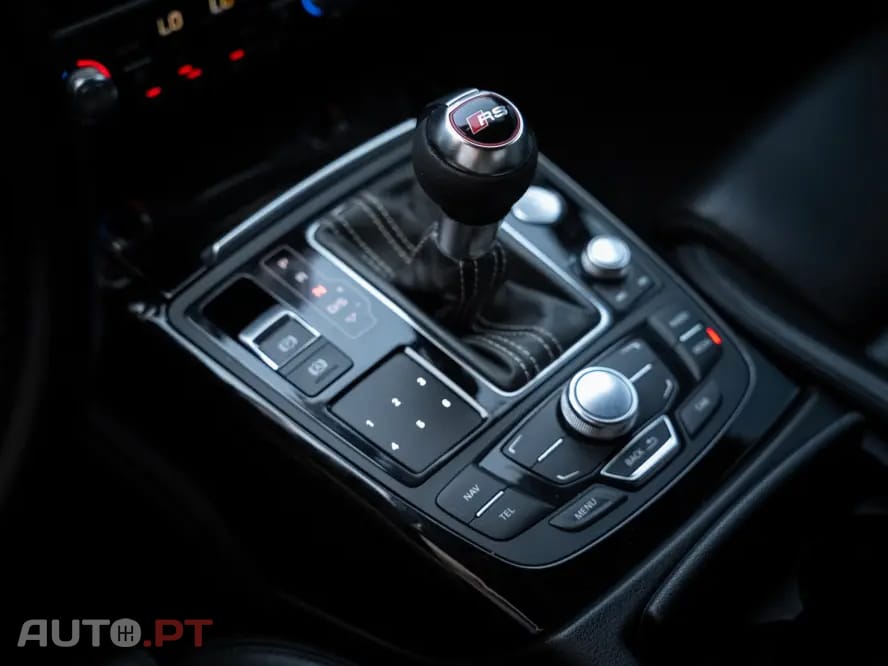 Audi A6 3.0 TDi V6 quattro S-line S tronic