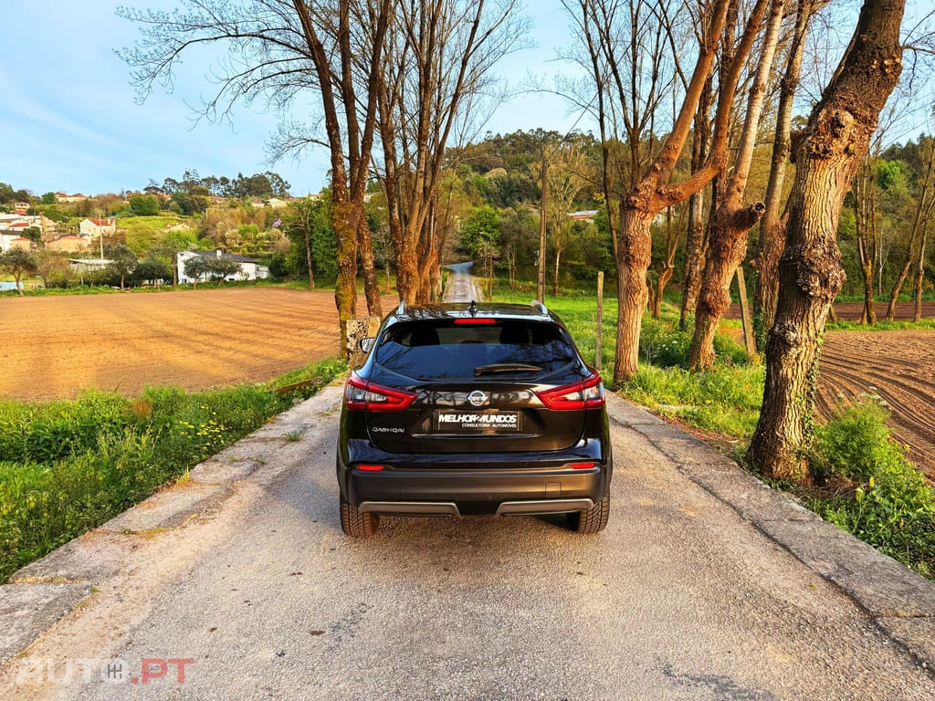 Nissan Qashqai 1.3 DIG-T N-Connecta