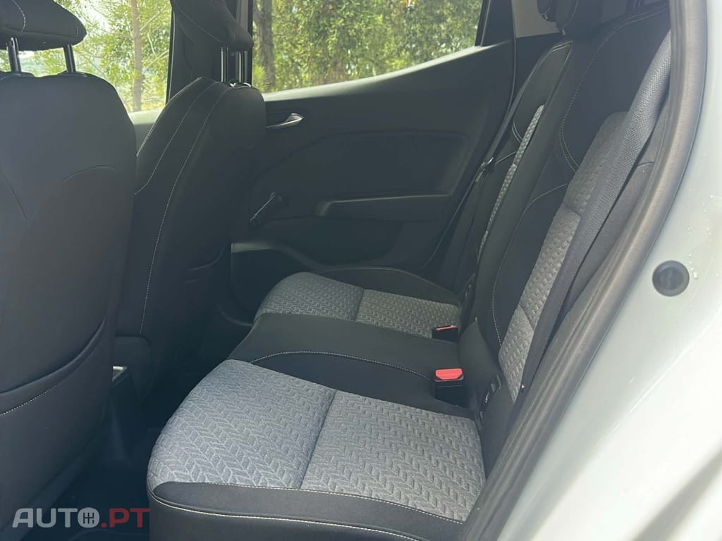 Renault Clio 1.0 TCe Limited Bi-Fuel