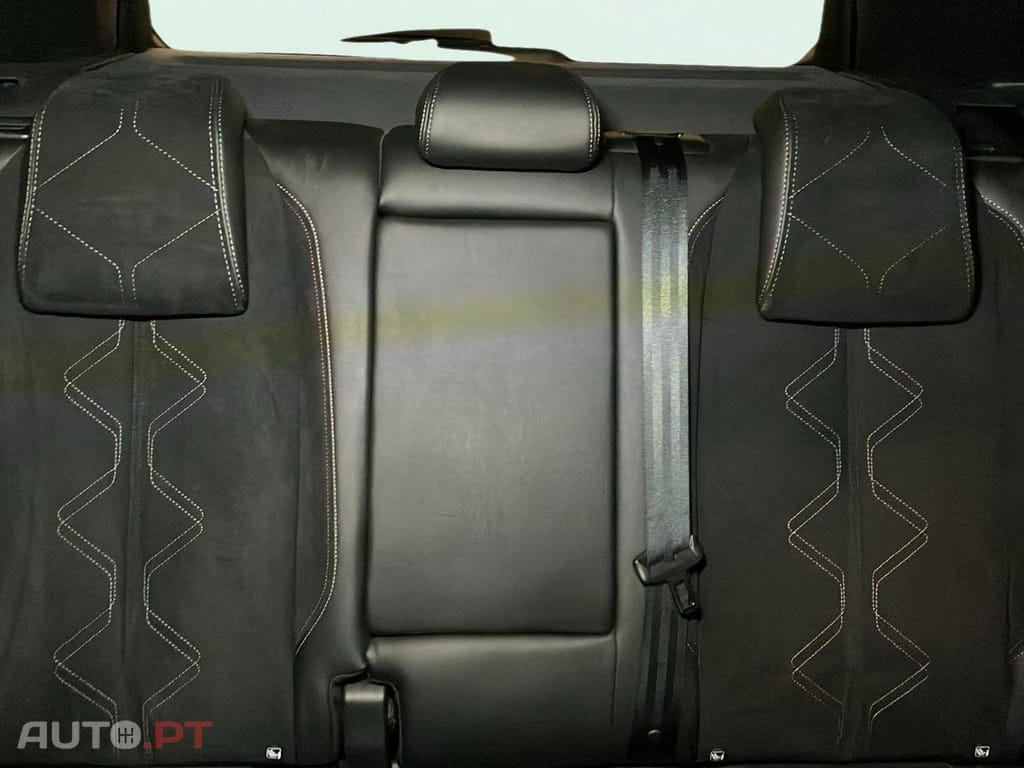 DS DS7 Crossback E-Tense Performance Line+ EAT8