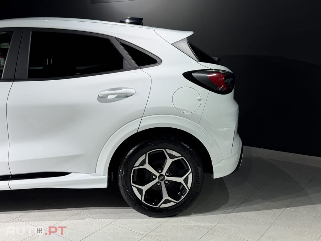 Ford Puma 1.0 EcoBoost MHEV ST-Line