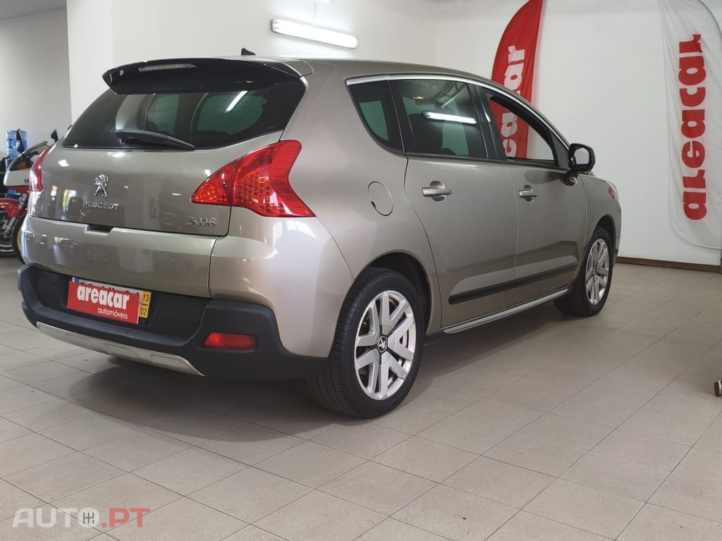 Peugeot 3008 2.0 HDi Hybrid4