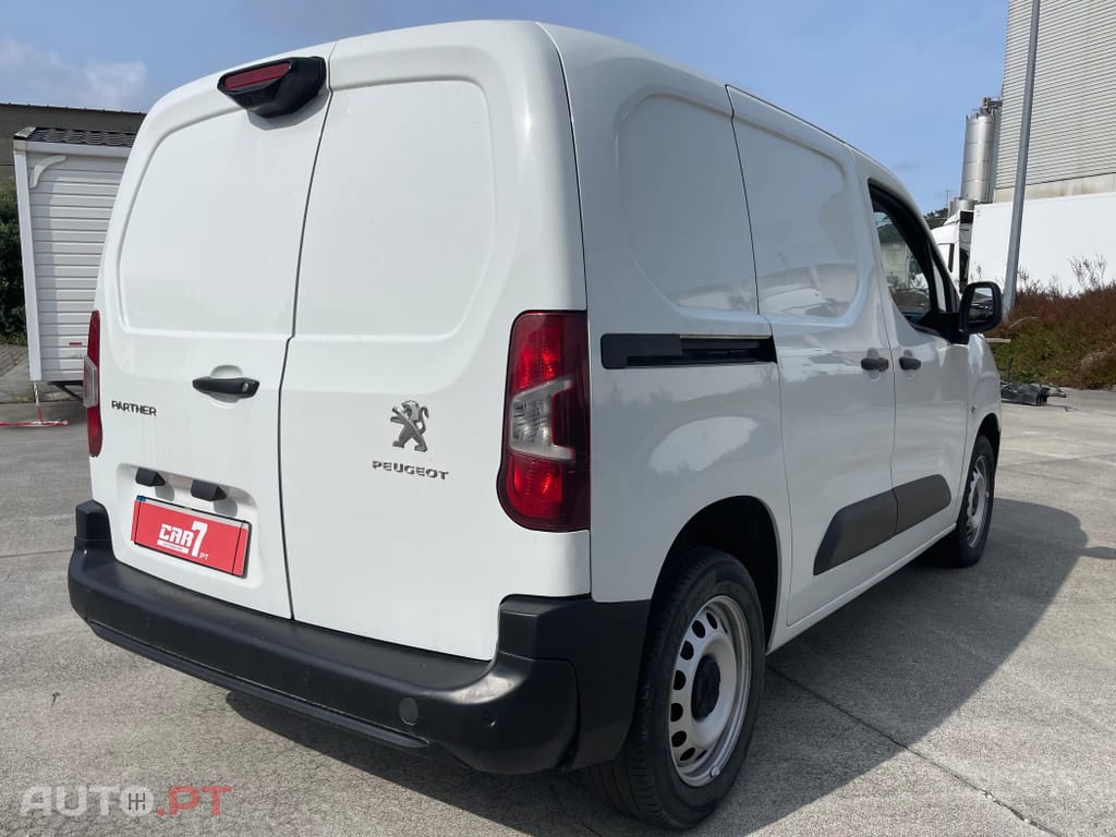 Peugeot Partner 1.5 BlueHDi Premium Standard