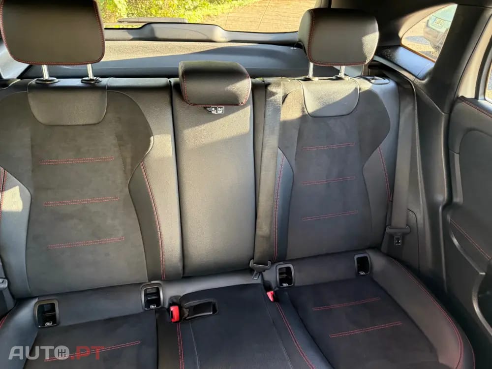 Mercedes-Benz GLA 250 e AMG Line