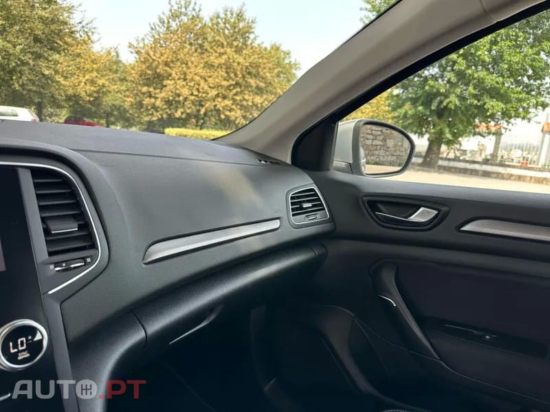 Renault Mégane Sport Tourer 1.6 E-Tech Hybrid