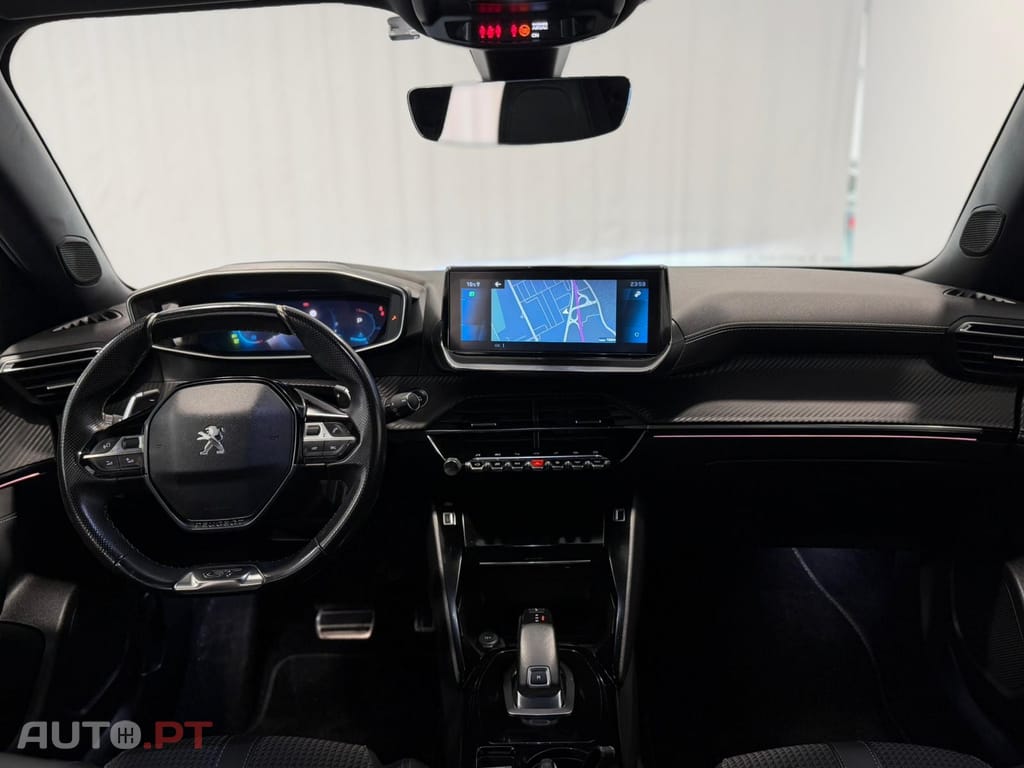 Peugeot 2008 1.5 BlueHDi GT EAT8