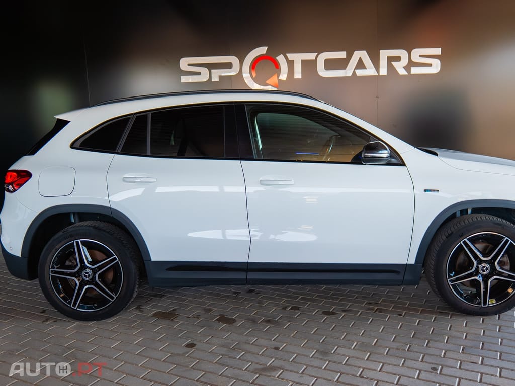 Mercedes-Benz GLA 250 e AMG Line