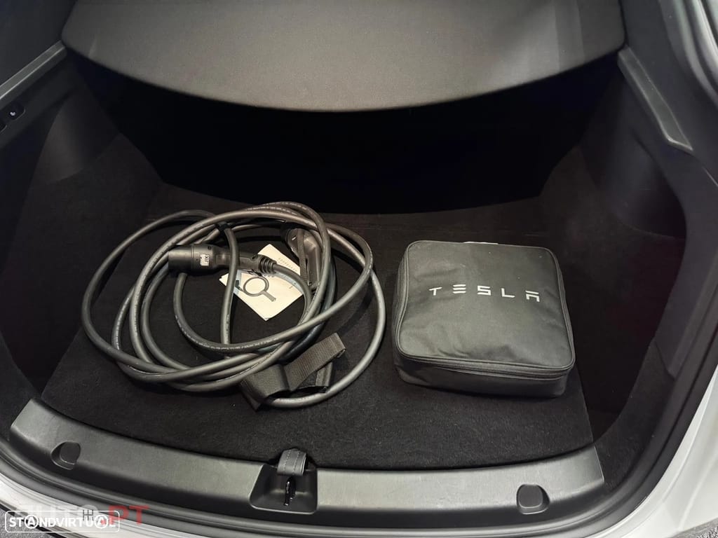 Tesla Model Y Performance Tração Integral