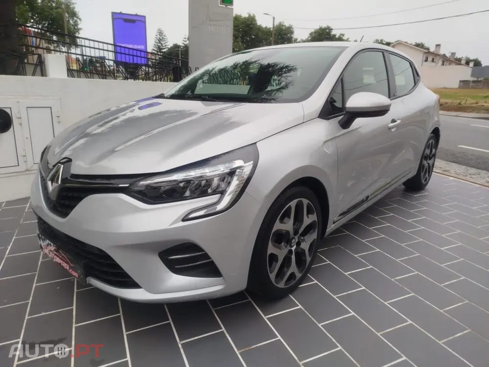 Renault Clio 1.6 E-Tech Full Hybrid Techno