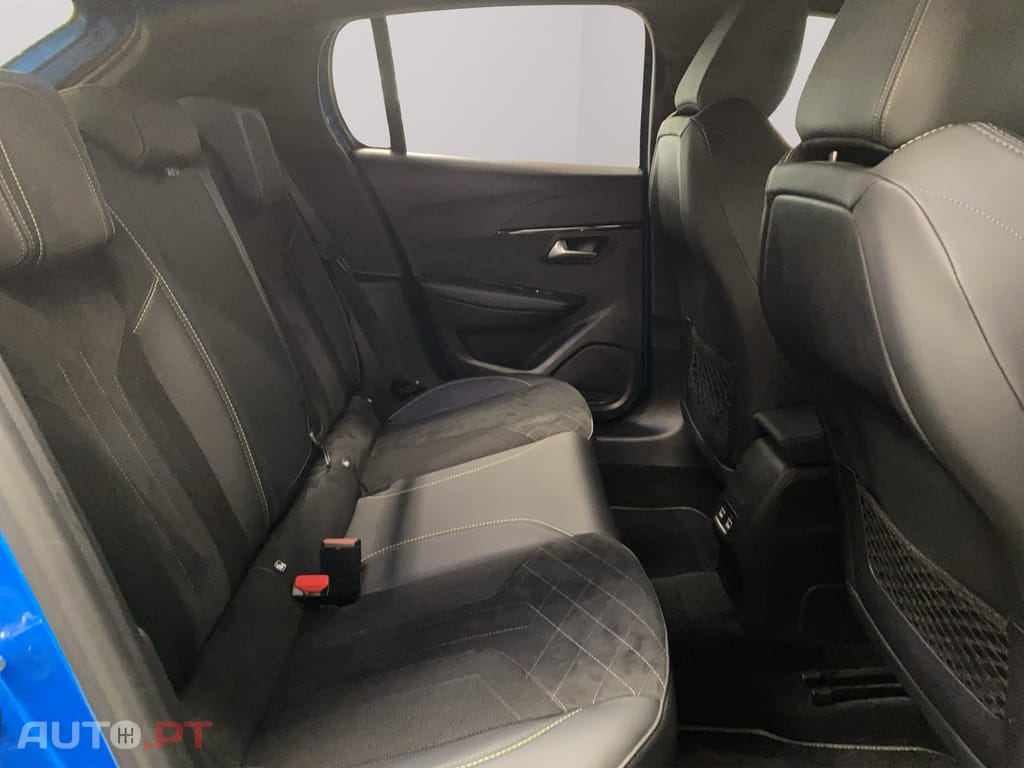 Peugeot 208 1.2 PureTech GT Pack EAT8