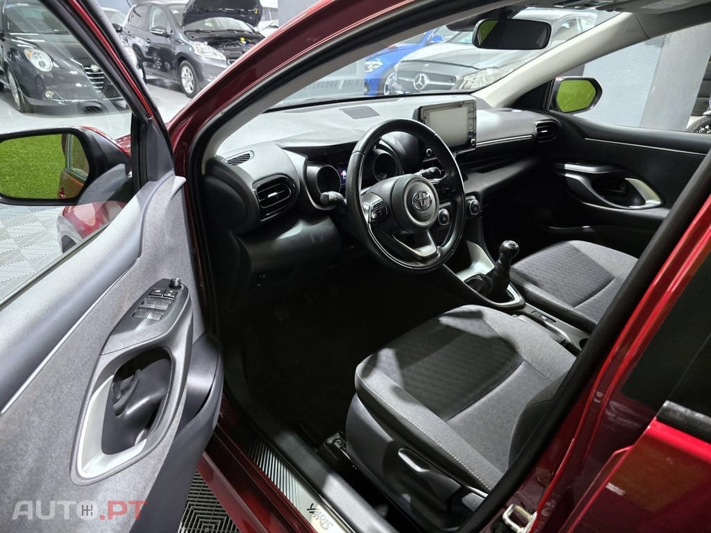 Toyota Yaris 1.0 VVT-i Exclusive