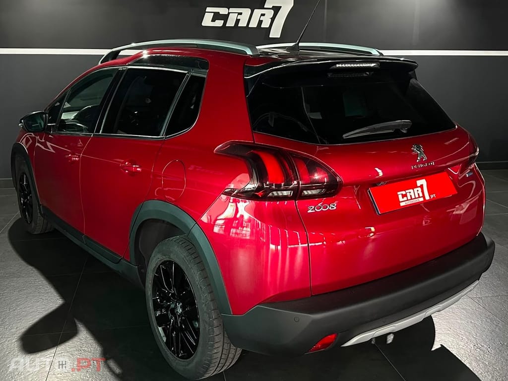 Peugeot 2008 1.2 PureTech Allure