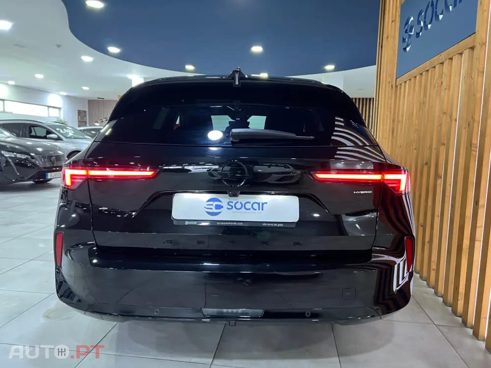 Opel Astra Sports Tourer 1.2 T Hybrid GS eDCT