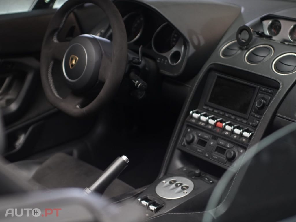 Lamborghini Gallardo LP560-4 Spyder E-Gear