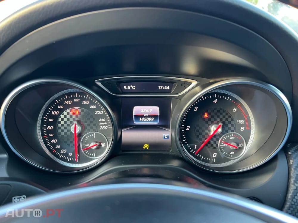 Mercedes-Benz A 180 d AMG Line