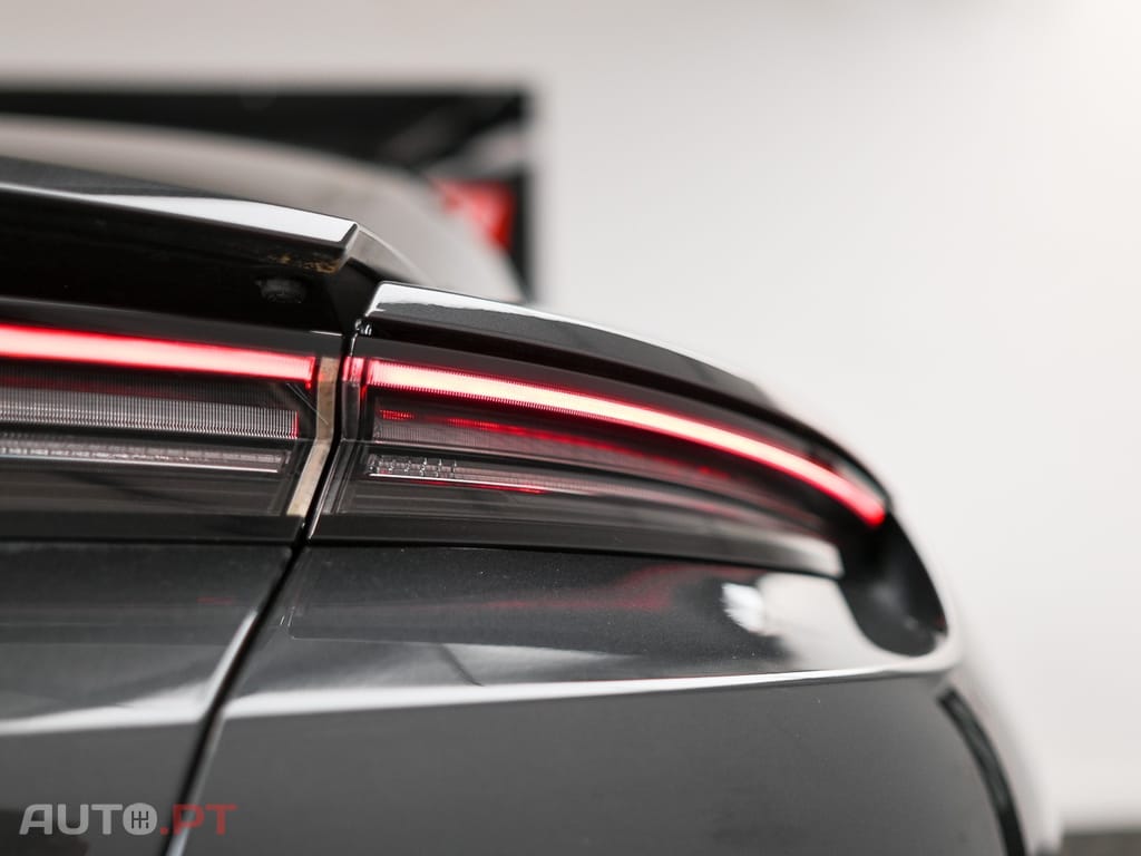 Porsche Taycan 4S
