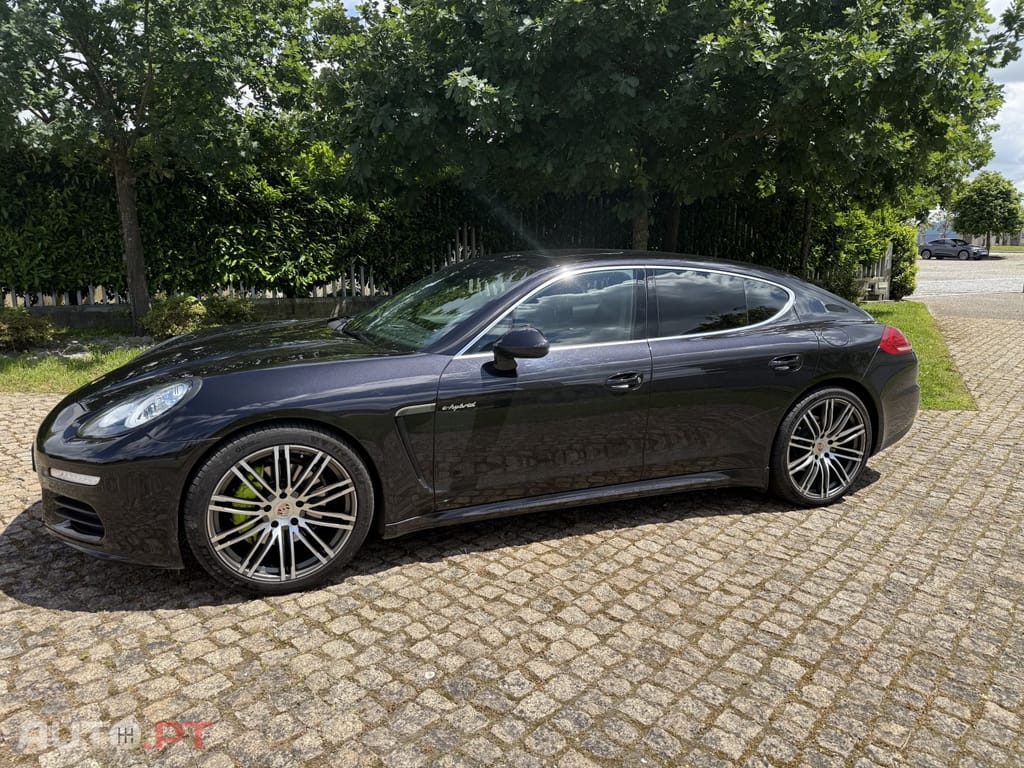 Porsche Panamera S e-Hybrid