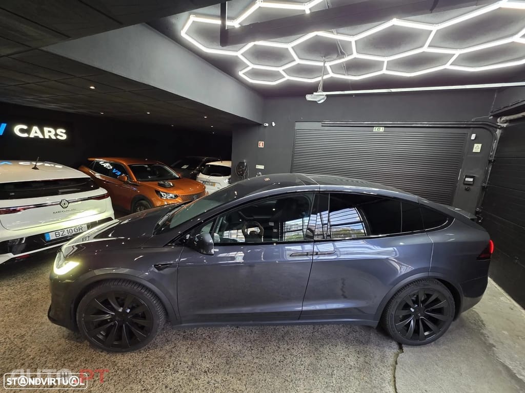 Tesla Model X Plaid AWD