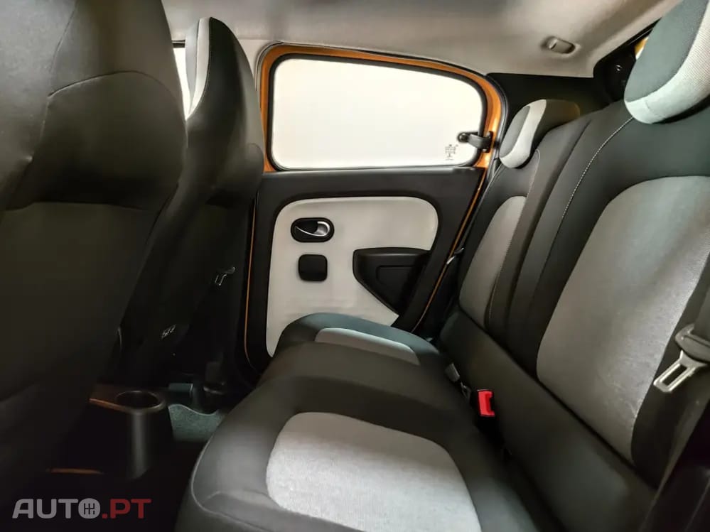 Renault Twingo 1.0 SCe Intens