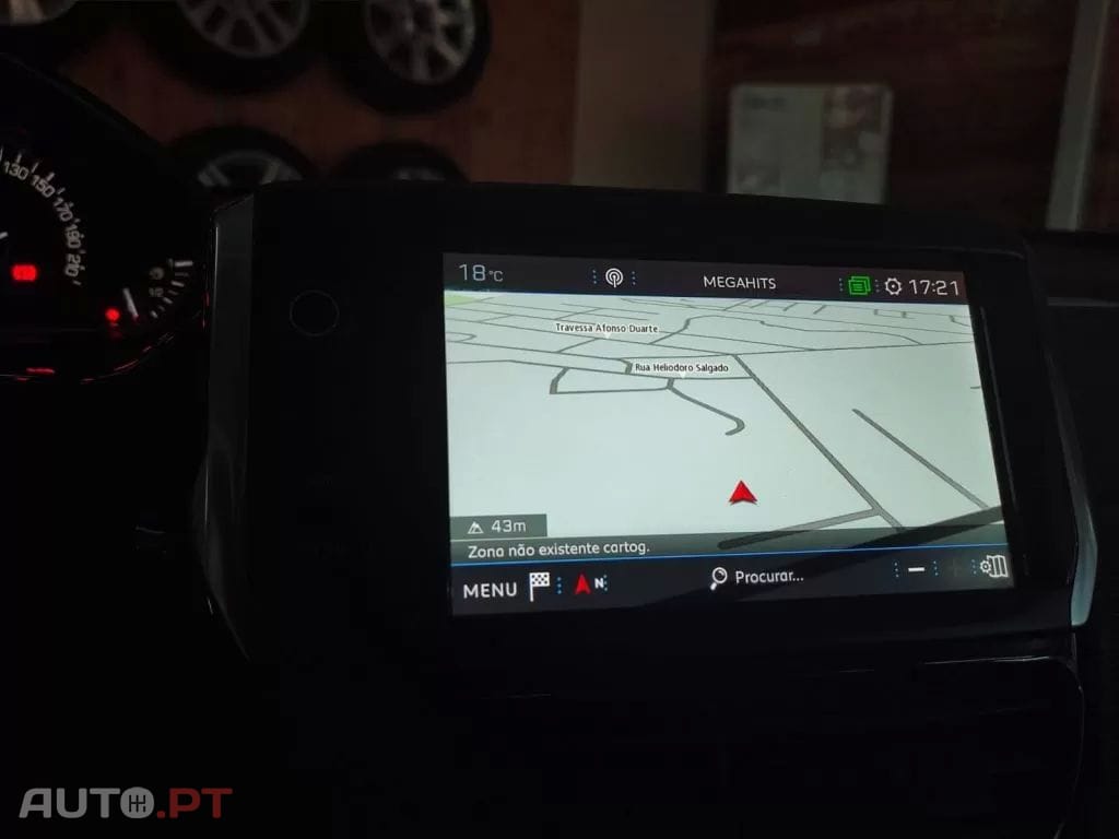 Peugeot 2008 1.2 PureTech Allure