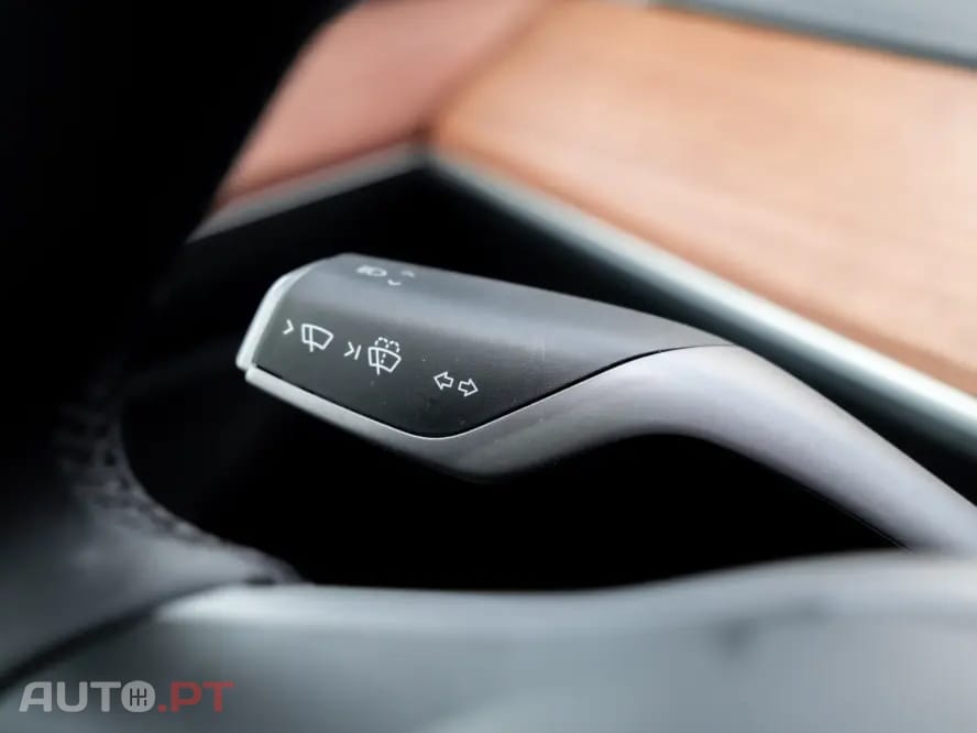 Tesla Model Y Performance Dual Motor AWD