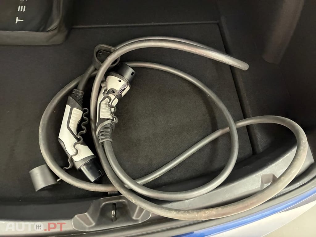 Tesla Model 3 Standard Range Plus RWD