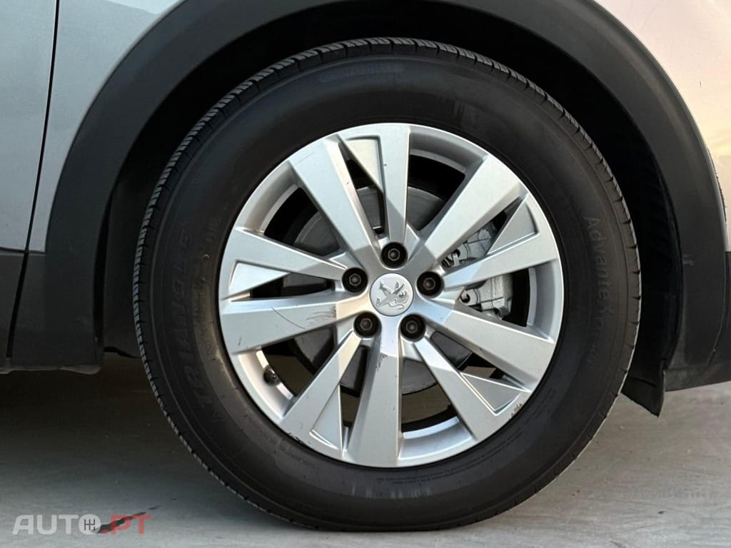 Peugeot 3008 1.6 BlueHDi Allure EAT6