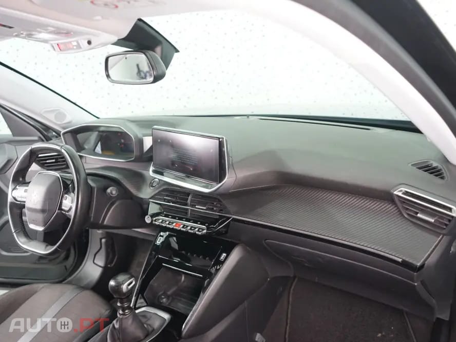 Peugeot 2008 1.2 PureTech Allure