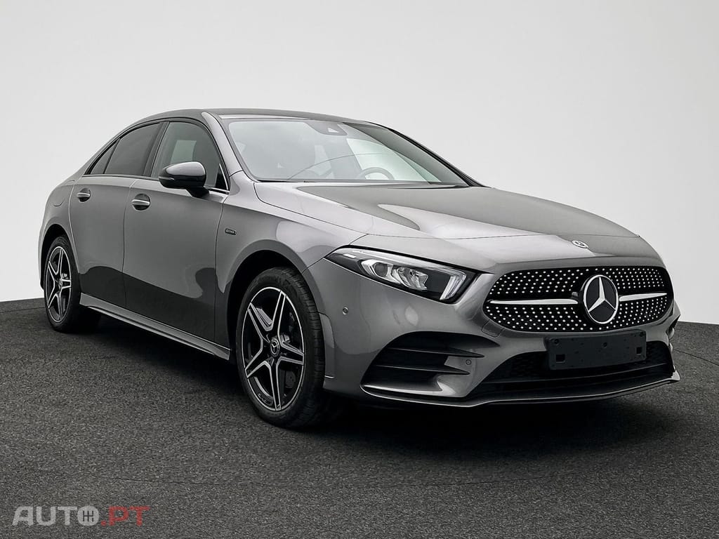 Mercedes-Benz A 250 e AMG Line