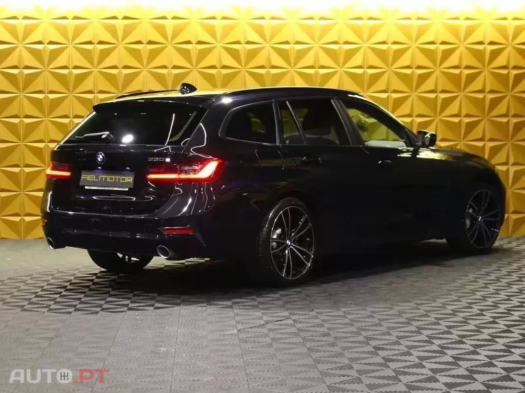 BMW 320 e Line Sport Auto