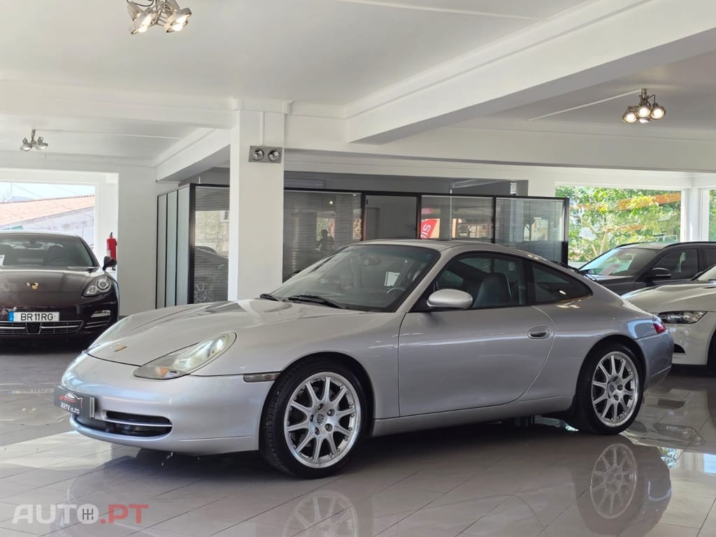Porsche 996 Carrera 4 Coupé