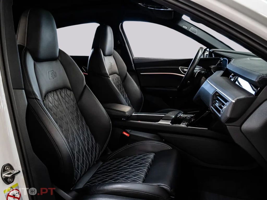 Audi E-Tron S BLACK I.V.A DEDUTÍVEL 