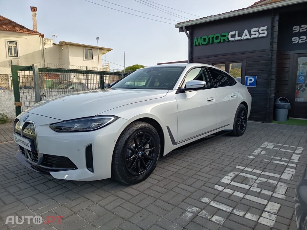 BMW i4 eDrive35