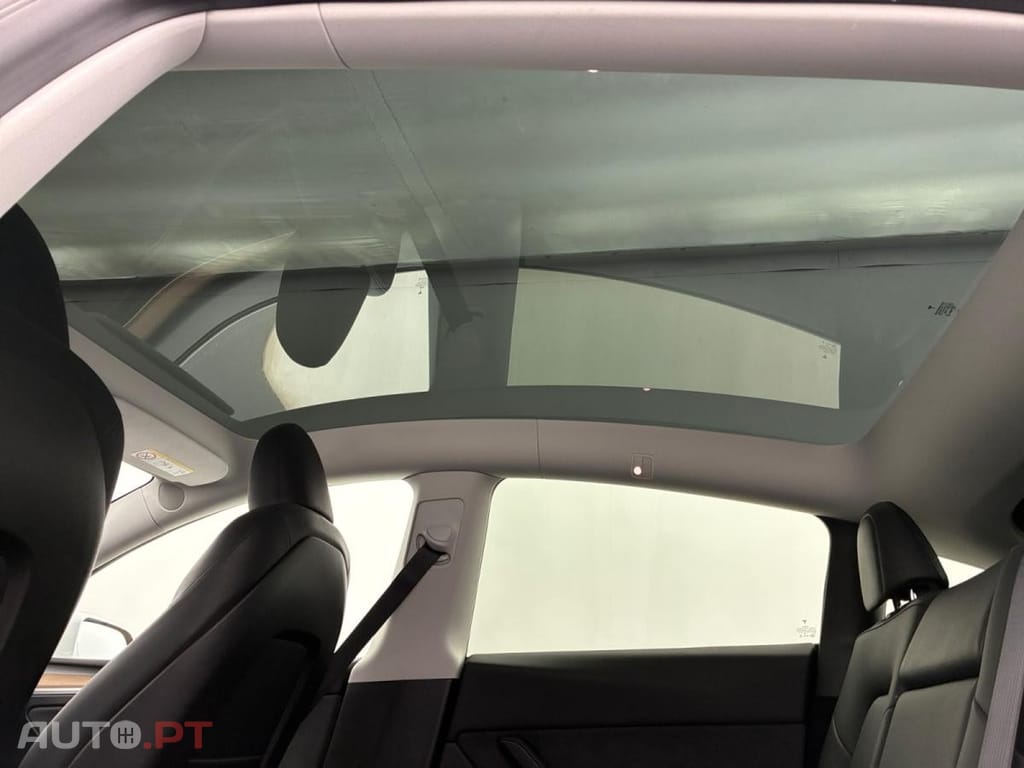Tesla Model Y Long Range Dual Motor AWD