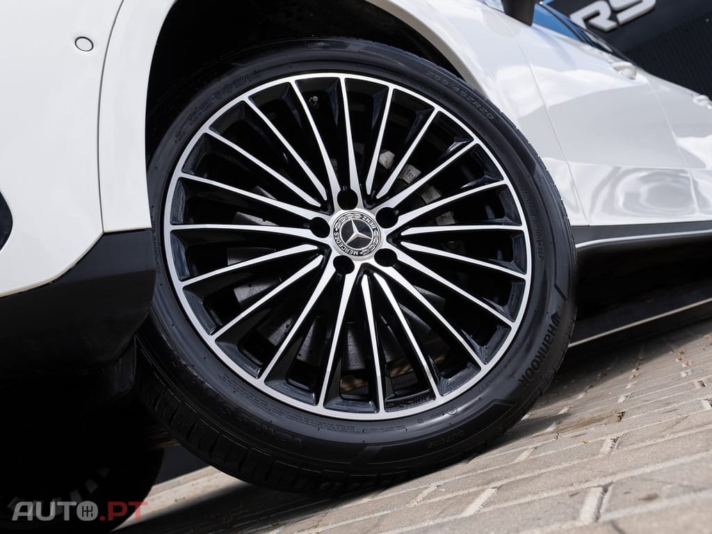 Mercedes-Benz GLC 300 e 4Matic