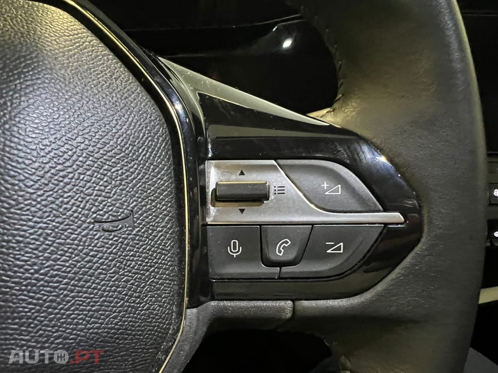 Peugeot 308 SW BlueHDi