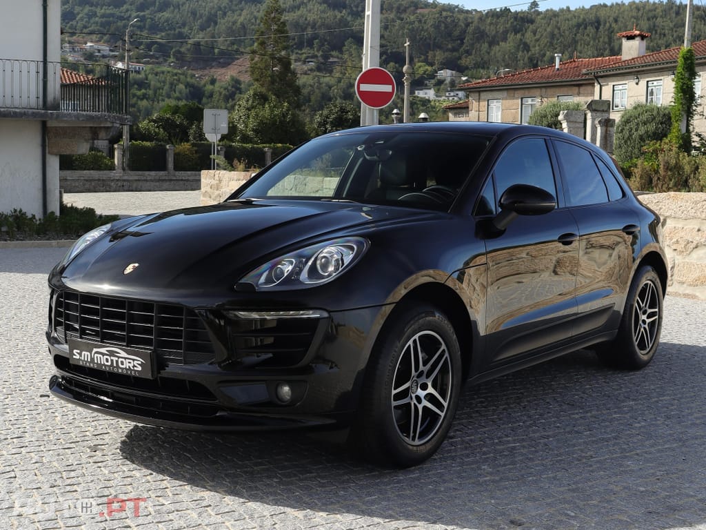 Porsche Macan S