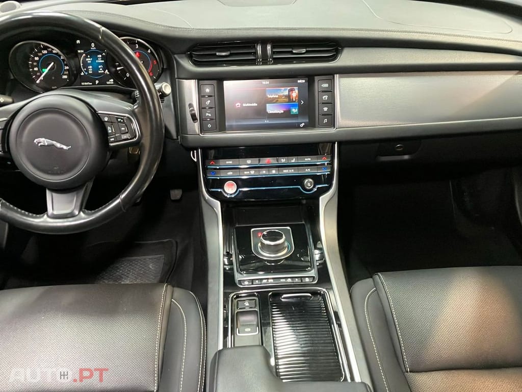 Jaguar XF 2.0 D Pure Aut.