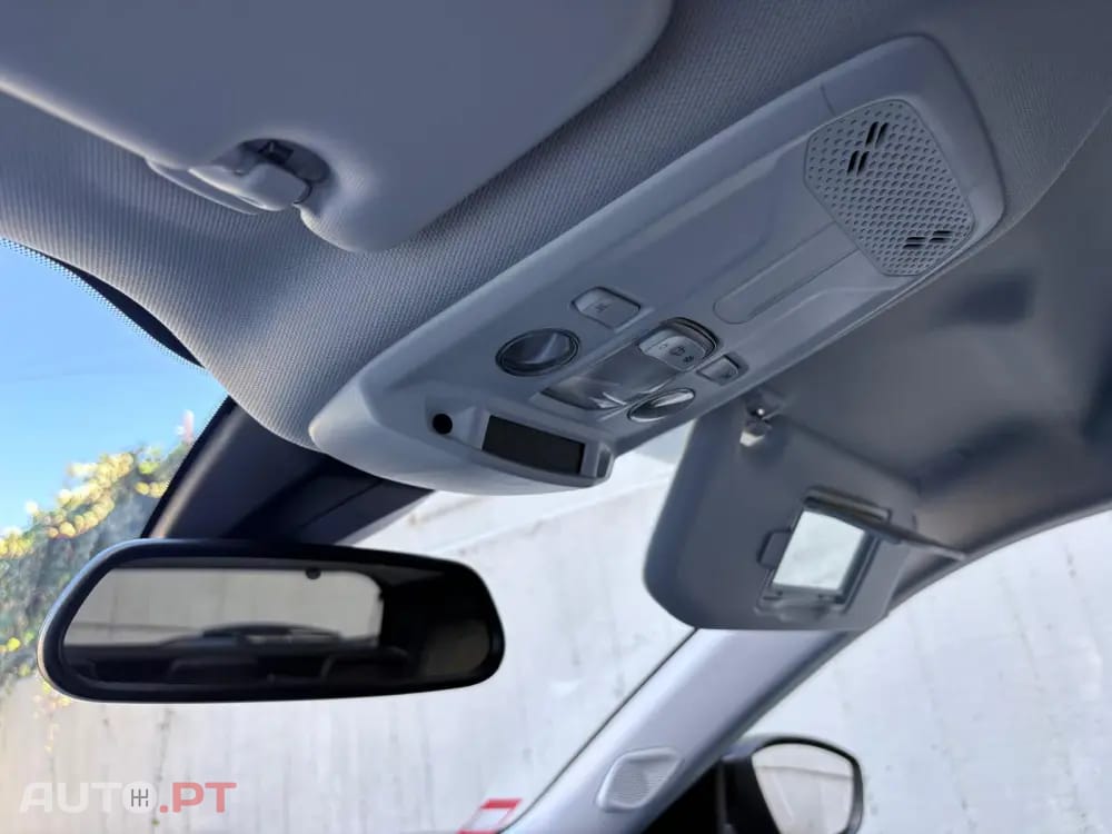Peugeot 2008 1.2 PureTech Allure